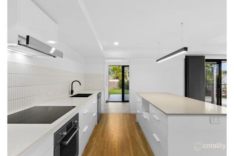 Property photo of 15 Mattocks Road Burleigh Waters QLD 4220