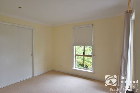 Property photo of 10 Palmtops Avenue Elizabeth Beach NSW 2428
