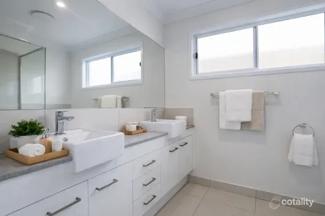 Property photo of 14 Howell Crescent Pimpama QLD 4209