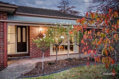 Property photo of 8 Mitchell Place Rowville VIC 3178