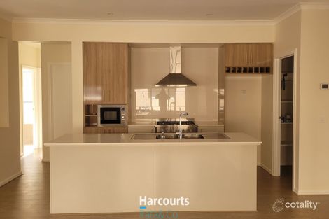 Property photo of 52 Catisfield Circuit Donnybrook VIC 3064