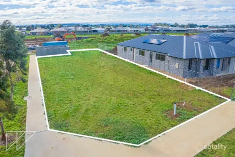 62 Paramount Dr, Warragul, VIC 3820