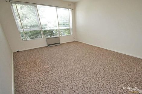 Property photo of 1/121 Tucker Road Bentleigh VIC 3204