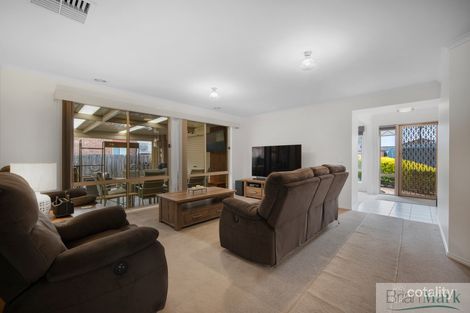 Property photo of 12 Governor Close Tarneit VIC 3029