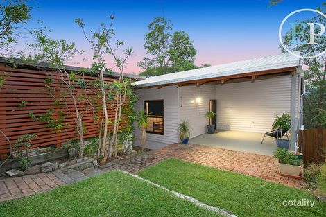 121 Plucks Rd, Arana Hills, QLD 4054