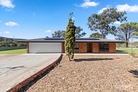 19 Dale Pl, Orange Grove, WA 6109