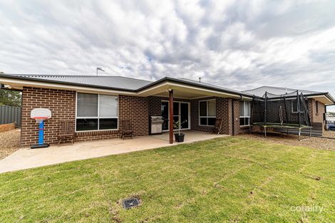 Property photo of 20 Buckland Drive Orange NSW 2800