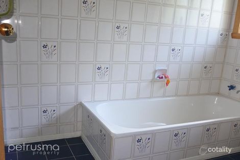 Property photo of 11 Bareena Road Taroona TAS 7053