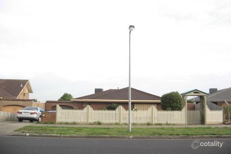 25 Monkhouse Dr, Endeavour Hills, VIC 3802