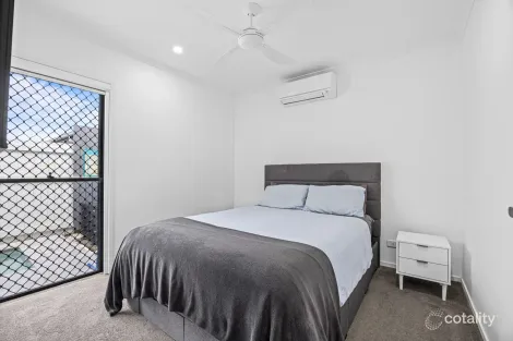 Property photo of 53 Olivia Crescent Nirimba QLD 4551
