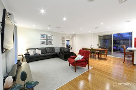 Property photo of 4 Mayfield Place Rowville VIC 3178