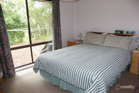 Property photo of 100 Mathiesons Road Eagle Point VIC 3878