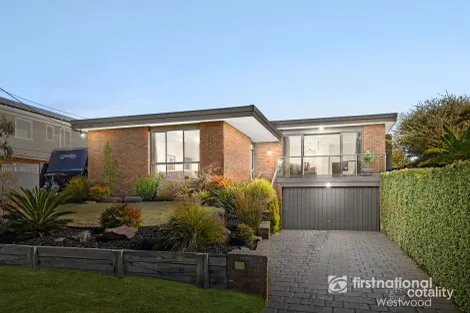 Property photo of 12 Wattamolla Avenue Werribee VIC 3030