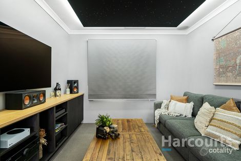 Property photo of 19 Dresden Street Hocking WA 6065