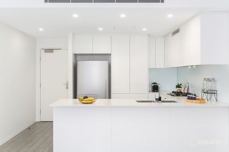 Property photo of 201/27-29 Harbour Street Wollongong NSW 2500