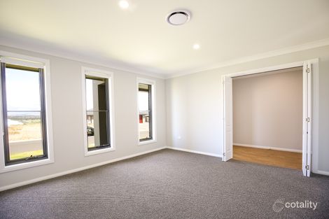 Property photo of 16 Cain Drive Kelso NSW 2795