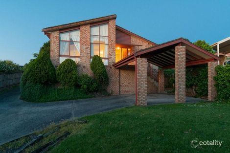 7 Chinook Cres, Mooroolbark, VIC 3138