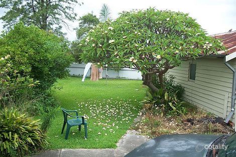 Property photo of 10 Fairfax Road Warners Bay NSW 2282