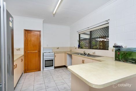 Property photo of 7 Flora Close Clifton Beach QLD 4879