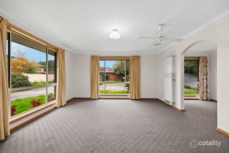 Property photo of 2/110 Campbells Crescent Redan VIC 3350