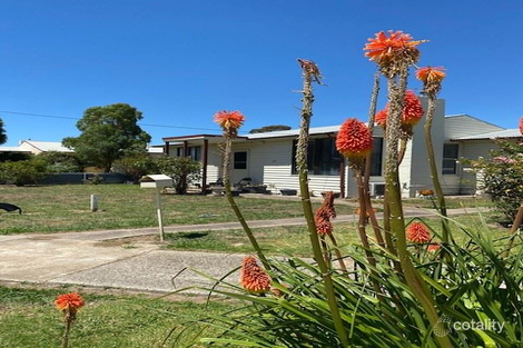 Property photo of 13 Steven Crescent Ararat VIC 3377