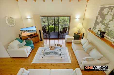 Property photo of 20 Scribbly Gum Place Alfords Point NSW 2234