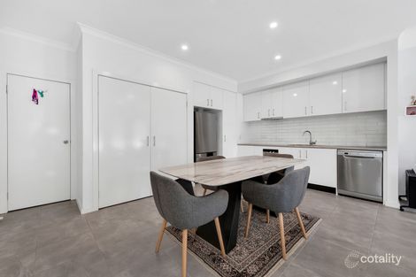 Property photo of 8 Patena Walk Pakenham VIC 3810