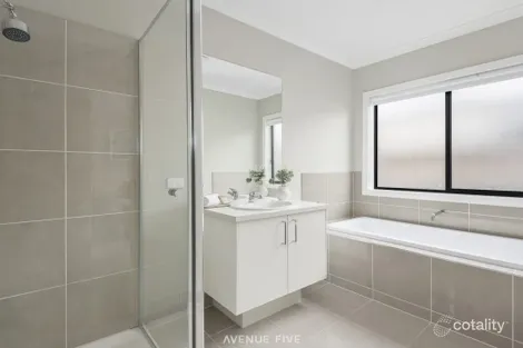 Property photo of 62 Unity Drive Mount Duneed VIC 3217