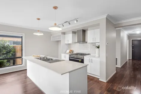 Property photo of 62 Unity Drive Mount Duneed VIC 3217