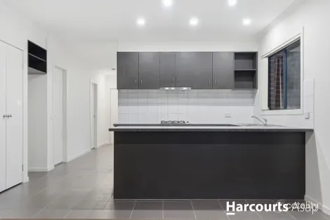 Property photo of 13 Inkerman Street Berwick VIC 3806