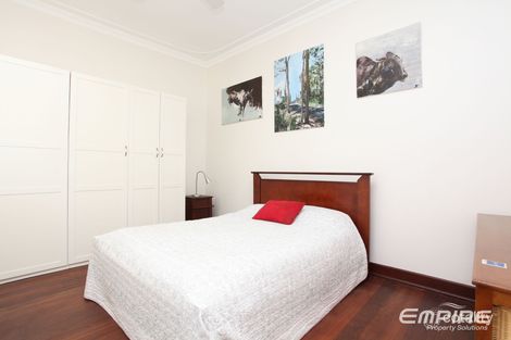 Property photo of 10 Newmarket Street Beaconsfield WA 6162