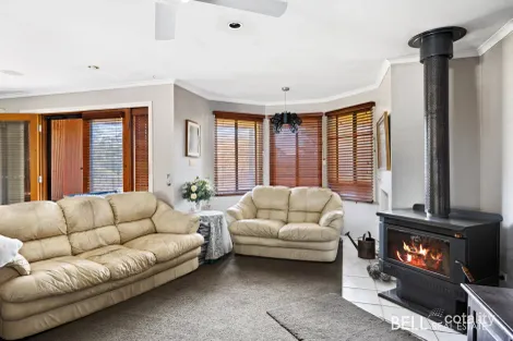 Property photo of 1A Carter Street Launching Place VIC 3139