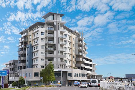 412/215-217 Pacific Hwy, Charlestown, NSW 2290