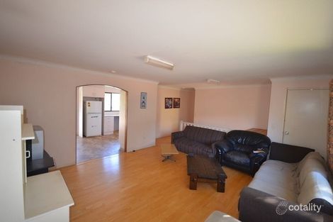 19 Metropole St, Robertson, QLD 4109