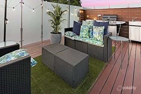 Property photo of 9/4 Lambert Road Toorak VIC 3142