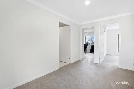 Property photo of 67/13 Angela Way Pimpama QLD 4209