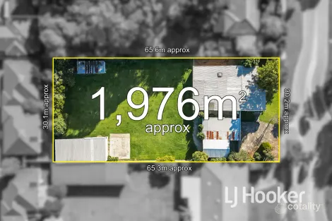 14 Huon Park Rd, Cranbourne North, VIC 3977