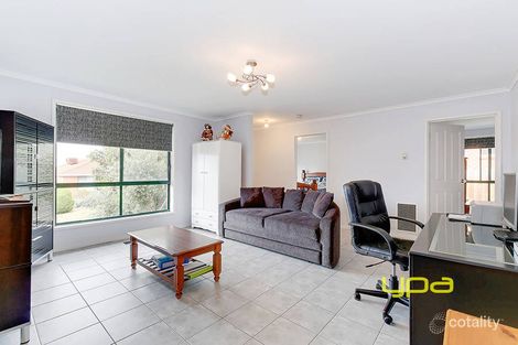 Property photo of 18 Kanooka Grove Meadow Heights VIC 3048
