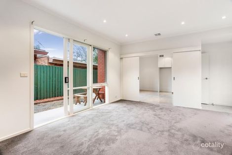 Property photo of 2/7 Vine Grove Carnegie VIC 3163