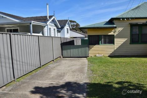 60 Warners Bay Rd, Warners Bay, NSW 2282