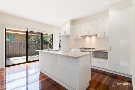 Property photo of 1/18 Lincoln Avenue Glen Waverley VIC 3150