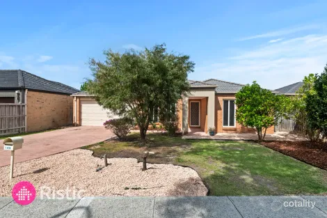 Property photo of 145 Webster Way Pakenham VIC 3810