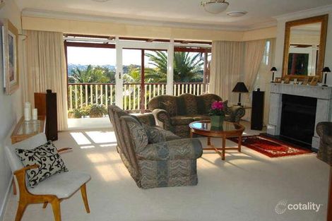 Property photo of 40 Narani Crescent Northbridge NSW 2063