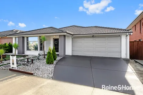 Property photo of 34 Freshfields Drive Cranbourne North VIC 3977