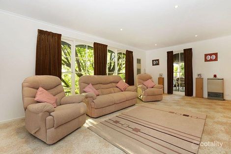 Property photo of 7 Larnook Crescent Mooroolbark VIC 3138
