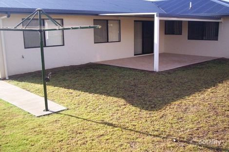 Property photo of 12 Saxonvale Court New Auckland QLD 4680