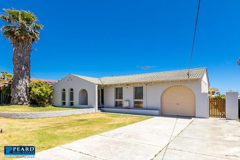 7 Young Pl, Padbury, WA 6025