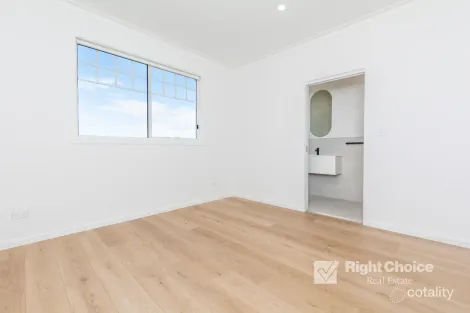 Property photo of 8 Piper Drive Dunmore NSW 2529