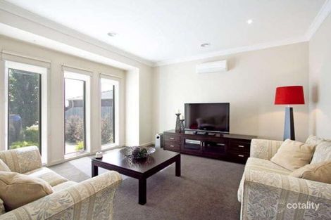 Property photo of 2 Nicholson Place Traralgon VIC 3844