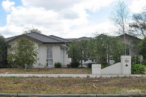 Property photo of 5 Ensign Grove Taylors Lakes VIC 3038
